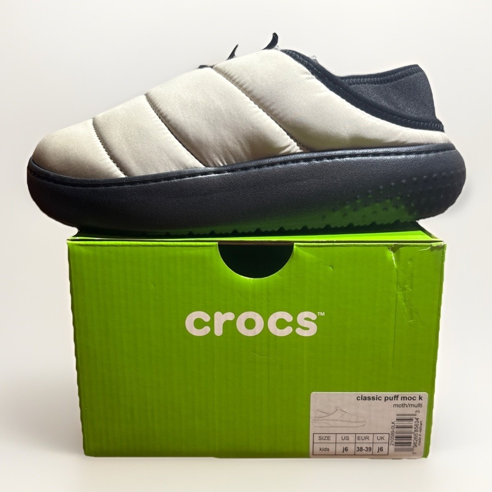 Crocs Classic Puff Moc Slipper  Kids Size 6